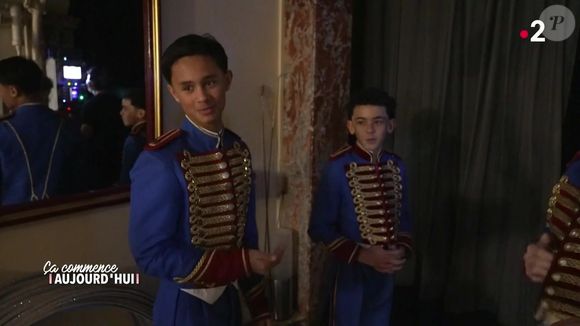 Issu de la célèbre famille Bouglione, Juliano s'est confié sur sa scolarité un peu particulièrement face à Faustine Bollaert dans l'émission Ça commence aujourd'hui le mercredi 12 février 2025 sur France 2.
Crédit : Ça commence aujourd'hui/France 2