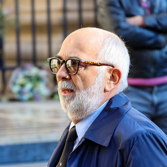 Gérard Jugnot - Sortie des Obsèques de Michel Blanc en l'église Saint-Eustache à Paris, le 10 octobre 2024. 
© Moreau / Jacovides / Bestimage