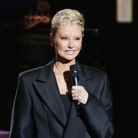 “Ce n'est pas ça du tout” : Adriana Karembeu éclaircit un point sur sa nouvelle coupe de cheveux courte