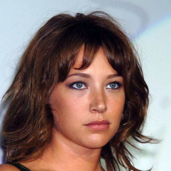 En parlant de la dépression de sa fille, en 2007.

Archive - Laura Smet
©JLPPA / Bestimage