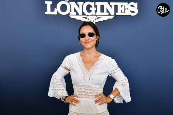 Elle n'envisage pas de devenir mère seule.

 Joyce Jonathan dans l’espace VIP “le Pavillon Eiffel,” lors de la 12ème édition Longines Paris Eiffel Jumping au pied de la Tour Eiffel sur le Champ-de-Mars à Paris, France le 20 juin 2026 © Perusseau / Veeren / Bestimage