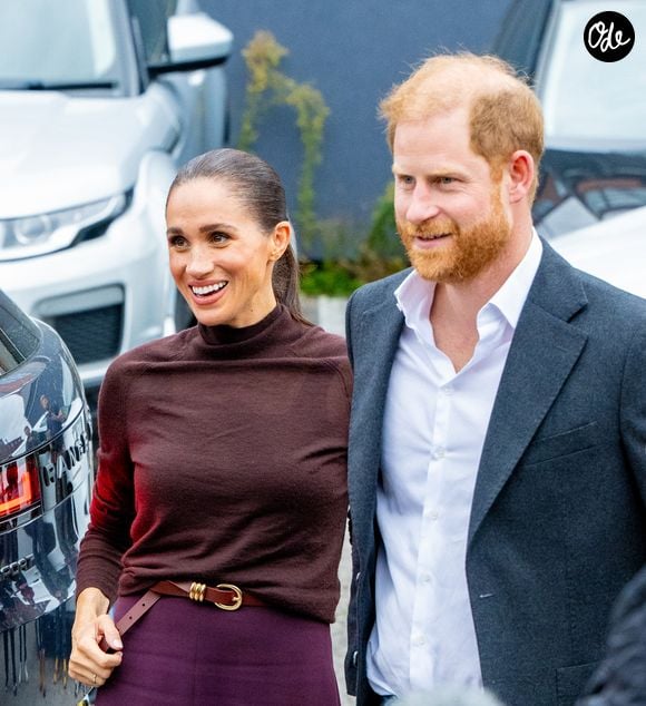 Il reconnaît toutefois que les cicatrices du passé restent profondes.

Le prince Harry, duc de Sussex et Meghan Markle, duchesse de Sussex, lors de la visite de l'association caritative pour la jeunesse et la communauté 'The Community Recording Studio' dans le quartier de St Ann’s à Nottingham le 15 octobre 2026.

Photo : Backgrid USA / Bestimage