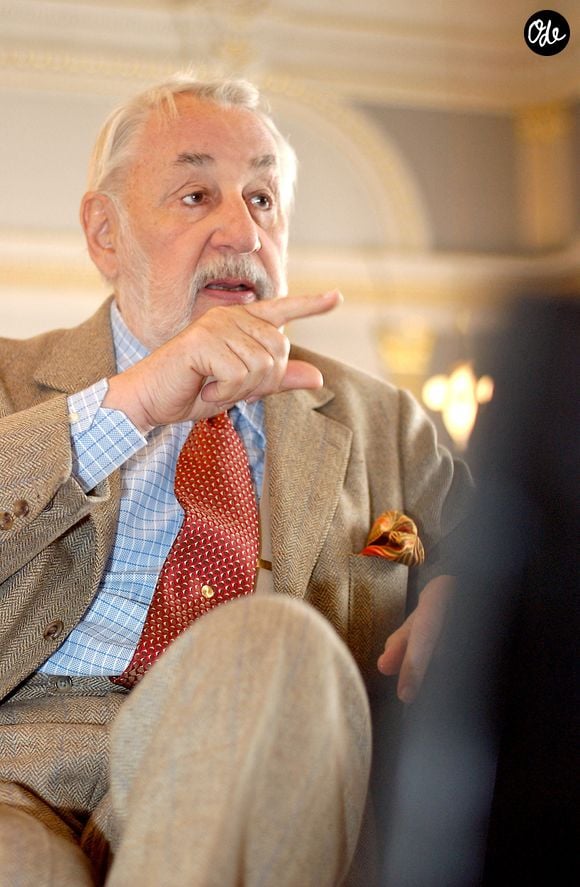 L'acteur français Philippe Noiret lors d'une conférence de presse à Namur, en Belgique, le 26 septembre 2004. Photo de Bruno Arnold/Reporters/ABACA.