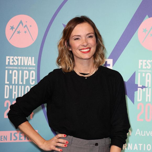 Isabelle Ithurburu - Arrivées à la cérémonie d'ouverture du 27ème Festival International du Film de Comédie de l'Alpe d'Huez le 15 janvier 2024. © Dominique Jacovides/Bestimage