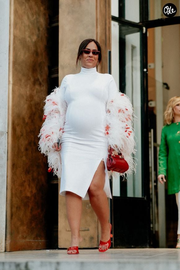 La chanteuse est mère de 3 enfants.

Amel Bent à l'arrivée au défilé Giambattista Valli Automne-Hiver 2022-2023, qui s'est tenu au Musée d'Art Moderne, à Paris, en France, le 7 mars 2022. Photo de Marie-Paola Bertrand-Hillion/ABACAPRESS.COM