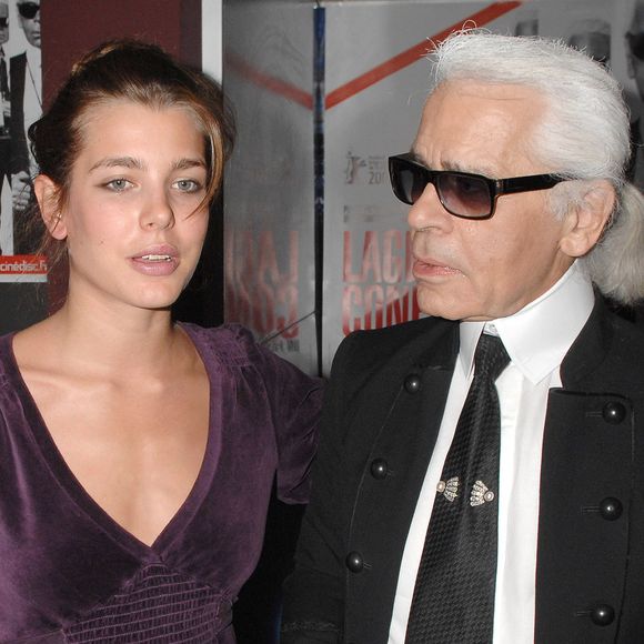 Charlotte Casiraghi et le créateur Karl Lagerfeld assistent à l'avant-première de 'Lagerfeld Confidential' réalisé par Rodolphe Marconi, au Drugstore Publicis Cinema, à Paris, France, le 6 octobre 2007. Photo Christophe Guibbaud/ABACAPRESS.COM
