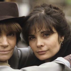 Archives - No Web - En France, à Paris,  Nadine Trintignant et sa fille Marie Trintignant le 15 avril 1994. © Michel Marizy Bestimage