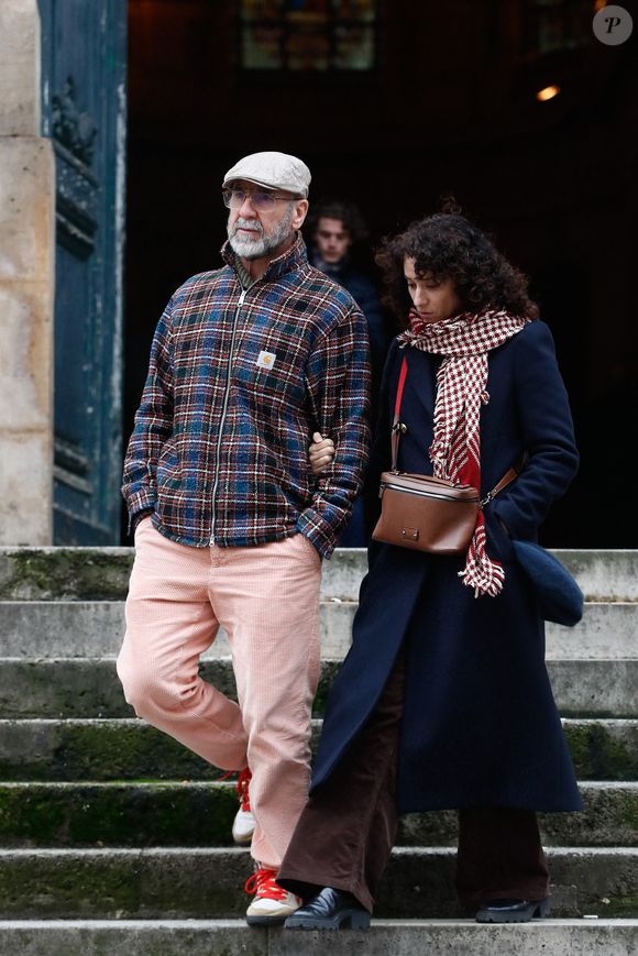 Eric Cantona et sa femme Rachida Brakni - Sorties des obsèques de Niels Arestrup à l'Église Saint-Roch à Paris. Le 10 décembre 2024
© Christophe Clovis / Bestimage