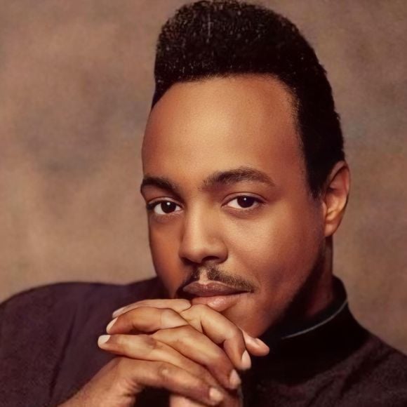 Le chanteur américain de rhythm and blues est décédé la veille à l'âge de 75 ans.

Peabo Bryson, Instagram