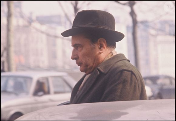 ARCHIVES - FRANCOIS MITTERRAND