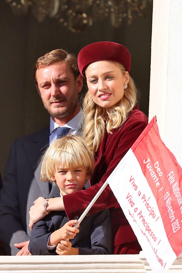 La famille princière de Monaco au balcon du palais, à l'occasion de la Fête Nationale de Monaco. Le 19 novembre 2023
© Dominique Jacovides-Bruno Bebert / Bestimage