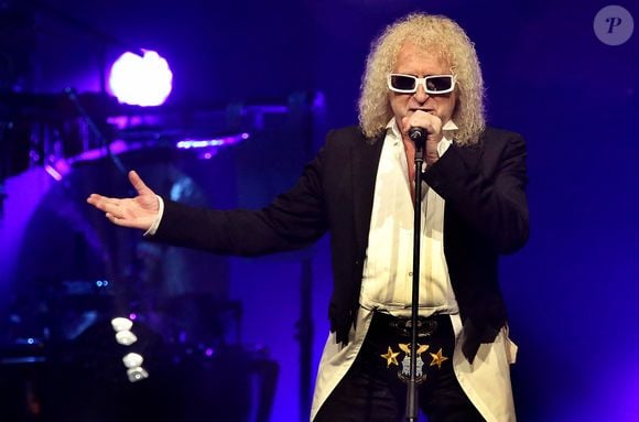 Michel Polnareff en concert. © Patrick Bernard-Quentin Salinier/Bestimage