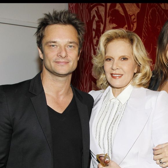 David Hallyday, Sylvie Vartan et Alexandra Pastor au concert de Sylvie à Pleyel à Paris, le 23 novembre 2011. Photo par Bestimage