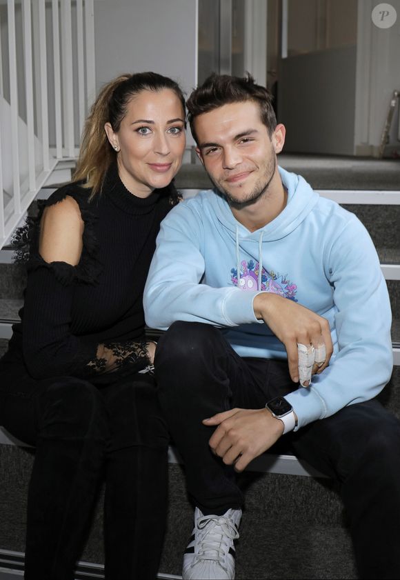 Magali Berdah et Julien Castaldi - Enregistrement de l'émission "L'instant de Luxe" pour la chaîne "Non Stop People" à Paris le 10 octobre 2019. © Cédric Perrin/Bestimage