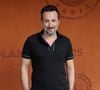 Et pour le bon déroulé du tournage de la fiction, l'acteur a accepté de quitter Paris où il est normalement installé pour retrouver une ville chère à son cœur.
Michaël Cohen - Les célébrités au village lors des Internationaux de France de Tennis de Roland Garros le 1er juin 2025. © Dominique Jacovides / Bestimage