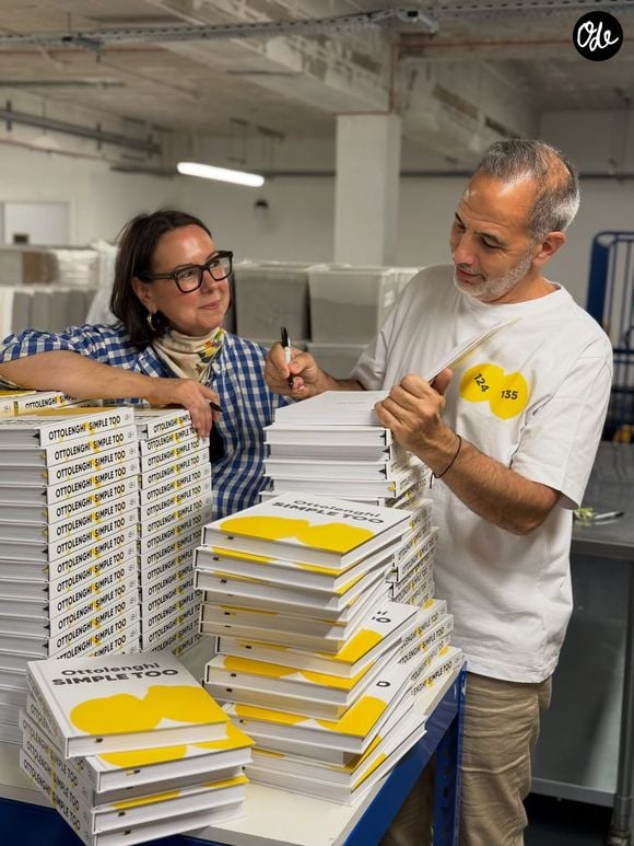 Malgré son développement international, Paris devra donc encore patienter avant de découvrir une véritable table Ottolenghi.

Yotam Ottolenghi, chef mondialement connu.