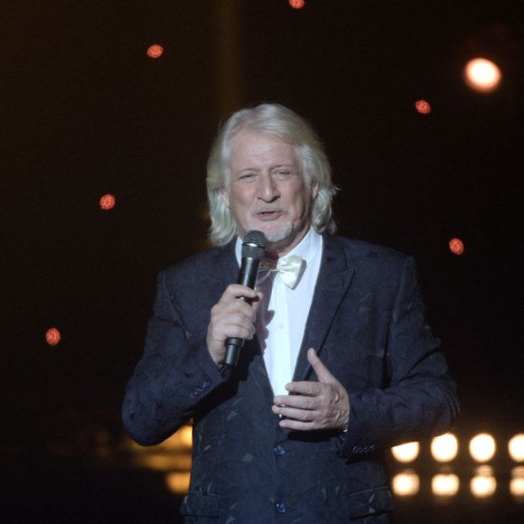 Exclusif - Patrick Sébastien - Spectacle "Le plus grand cabaret du monde" présenté par Patrick Sébastien au Dôme de Paris le 5 novembre 2021. © Bahi/Bestimage