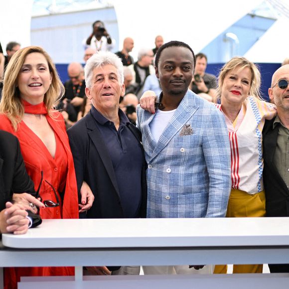 Frederic Maire, Julie Gayet, Marc Zinga, Juliette Favreul et Carmen Castillo au Photocall du Jury De L'Oeil D'or à Cannes, France le 23 mai 2025 dans le cadre du 78ème Festival de Cannes. Photo par Aurore Marechal/ABACAPRESS.COM