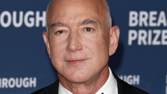 Un mois et demi après son mariage avec Lauren, Jeff Bezos vient de perdre l'autre femme la plus importante de sa vie