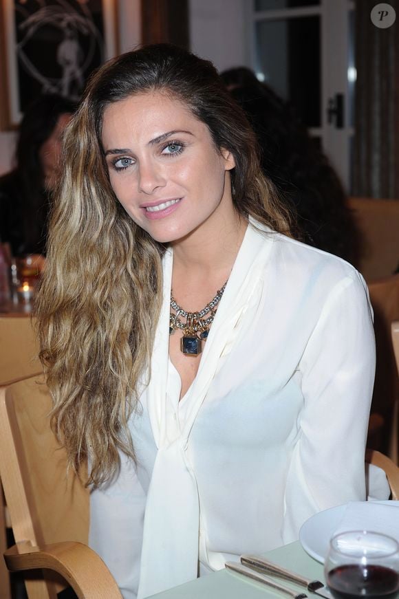 Clara Morgane - Sandra Zeitoun a fêté son anniversaire au restaurant "Ma Cocotte" à Saint-Ouen. Le 7 mai 2014.
Crédit : Agence / Bestimage