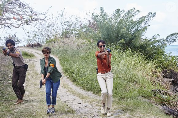 Exclusif -  Julien Beramis, Béatrice De la Boulaye et Sonia Rolland sur le tournage de la série "Tropiques criminels" en Martinique diffusée le 22 novembre sur France 2. Le 8 mai 2019
© Sylvie Castioni / Bestimage