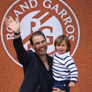 Rafael Nadal et son fils Rafael Junior - Hommage à Rafael Nadal lors des internationaux de France de tennis à Roland Garros le 25 mai 2025.

© Cyril Moreau / Dominique Jacovides  / Bestimage