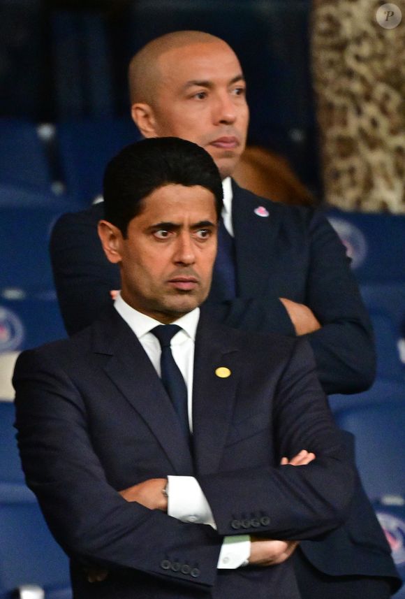 Le président qatari du Paris Saint-Germain, Nasser al-Khelaïfi en tribunes lors du match de football Ligue 1 Mcdonald's opposant le Paris Saint-Germain (PSG) à Angers SCO (1-0) au Parc des Princes à Paris, France, le 22 août 2025. © Christian Liewig/Bestimage