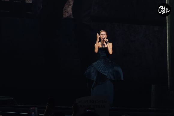 Celine Dion, tenue et bijoux Boucheron, lors de son premier concert à la Plénitude Arena à Paris La Défense le 12 septembre 2026. Agence / Bestimage