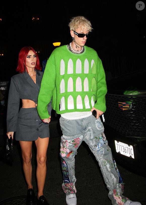 Machine Gun Kelly avec Megan Fox sortant de leur hôtel, New York City, USA le 6 septembre 2023.