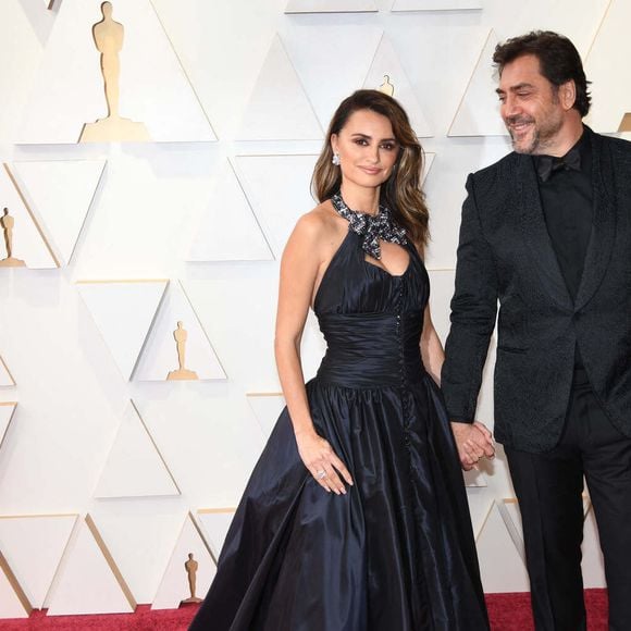 Penelope Cruz et Javier Bardem au photocall de la 94ème édition de la cérémonie des Oscars à Los Angeles, le 27 mars 2022. © Kevin Sullivan via Zuma Press/Bestimage