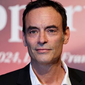Anthony Delon au photocall de la cérémonie de remise du prix lumière de la 16ème édition du Festival Lumière à l'Amphithéâtre - Centre de Congrès à Lyon, France, le 18 octobre 2024. © Dominique Jacovides/Bestimage