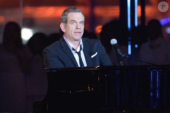 Le chanteur Garou (parrain du Téléthon 2016) - 30ème édition du Téléthon 2016 (AFMTéléthon) à l'hippodrome de Longchamp à Paris, France, le 3 décembre 2016. © Coadic Guirec/Bestimage