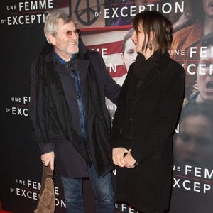 Tcheky Karyo et Valerie Keruzore assistent à la première du film 'Une Femme d'Exception' 'On the Basis of Sex' à Paris au Gaumont Opéra Capucines le 04 décembre 2018 à Paris, France. Photo par Nasser Berzane/ABACAPRESS.COM