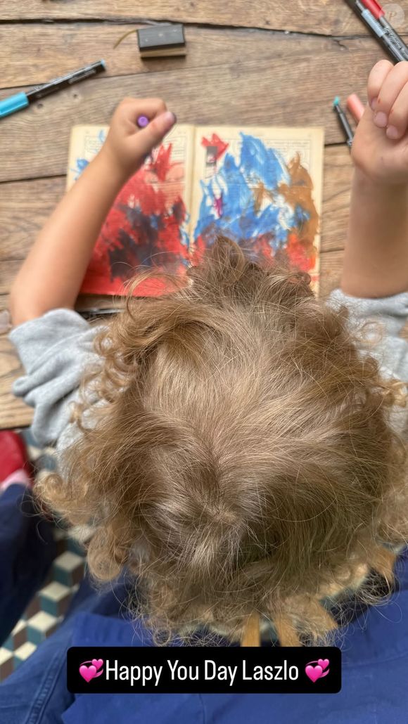 Lou Doillon, Instagram