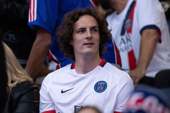 Un département auquel il est très attaché.

Paul de Saint Sernin - Célébration de la victoire du Paris Saint-Germain en finale de la ligue des champions au Parc des Princes à Paris le 1er juin 2025.

© Jeremy Melloul / Bestimage