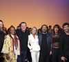 C'est Claude François qui est à l'honneur

Exclusif - Pene Pati, China Moses, Claude François Junior, Claire Chazal, André Manoukian, Dani Borg (ancienne clodette), Agustin Galiana lors de l'enregistrement de l'émission Le Grand Echiquier - Spécial Claude François présentée par C.Chazal et A.Manoukian et diffusée le 13 janvier sur France, à l'Opéra royal du château de Versailles, accompagné par l'Orchestre de l'Opéra Royal à Versailles, France, le 16 septembre 2025. © Jack Tribeca/Bestimage
