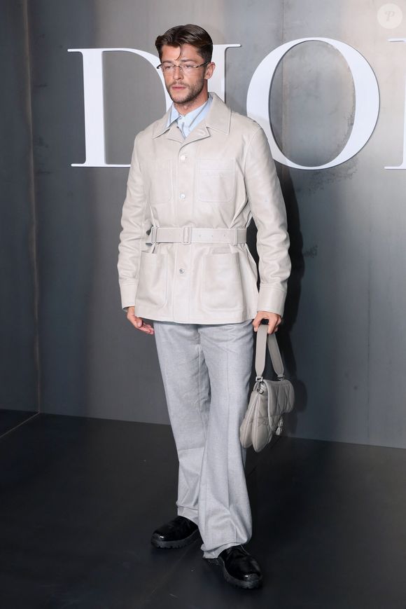 Sam Salter au photocall du défilé Dior Homme à l'École-Militaire lors de la semaine de la mode masculine automne/hiver 2025-2026 à Paris, France, le 24 janvier 2025. © Bertrand Rindoff/Bestimage