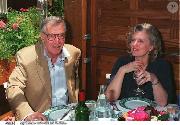 "Christian Vadim" "Marie-Christine Barrault" "Roland Garros" 1996 "plan americain". Bertrand Rindoff Petroff / Bestimage