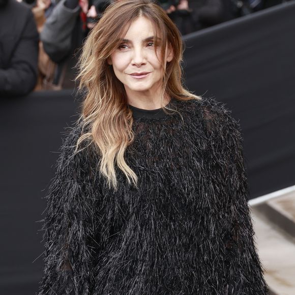 Clotilde Courau au défilé Elie Saab "Collection Haute Couture Printemps/Eté 2026" lors de la Fashion Week de Paris, le 28 janvier 2026 © Christophe Aubert / Bestimage