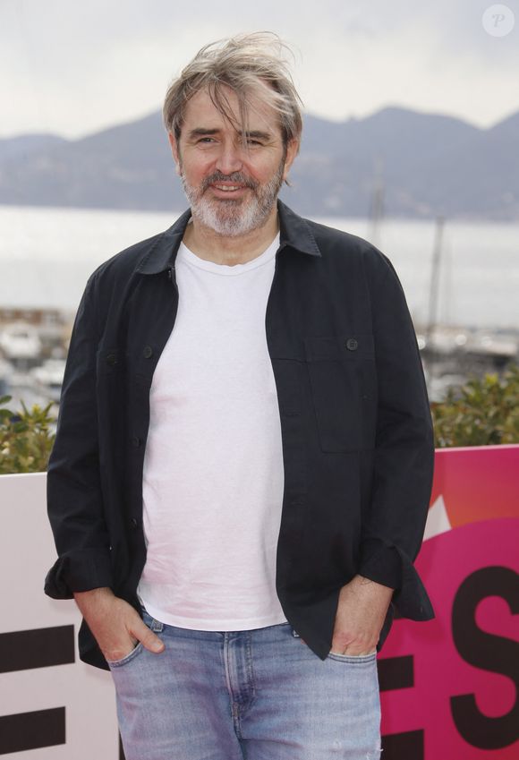 Arnaud Henriet de Demain nous appartient au Palais des Festivals et des Congrès de Cannes, samedi 2 avril 2022. © Christophe Aubert via Bestimage