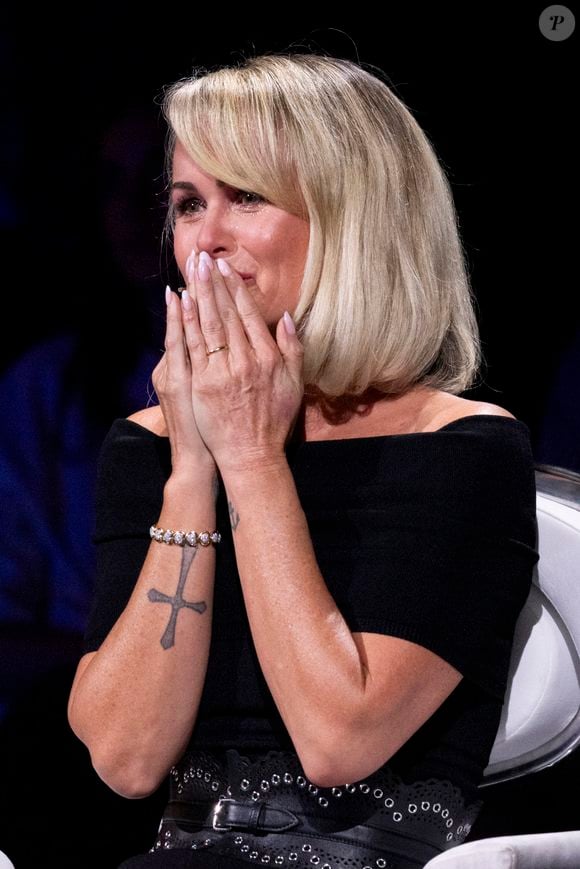 Exclusif - Laeticia Hallyday - Enregistrement de l'émission "La chanson secrète", présentée par N.Aliagas et diffusée le 1er décembre sur TF1
© Guillaume Gaffiot-Cyril Moreau / Bestimage