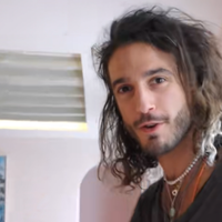 “J’adore cet endroit” : Ce grand chef parisien, connu des téléspectateurs et des internautes, fait visiter son appartement en plein cœur de Paris