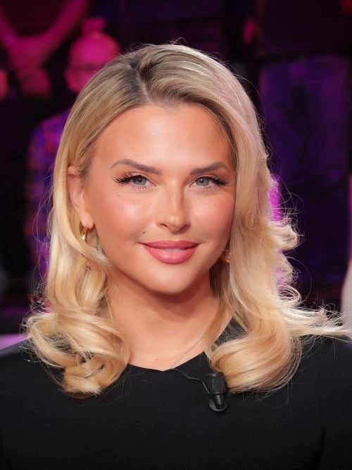 Kelly Vedovelli maman pour la première fois, elle a choisi le même prénom qu'une célèbre chanteuse pour l'une de ses jumelles