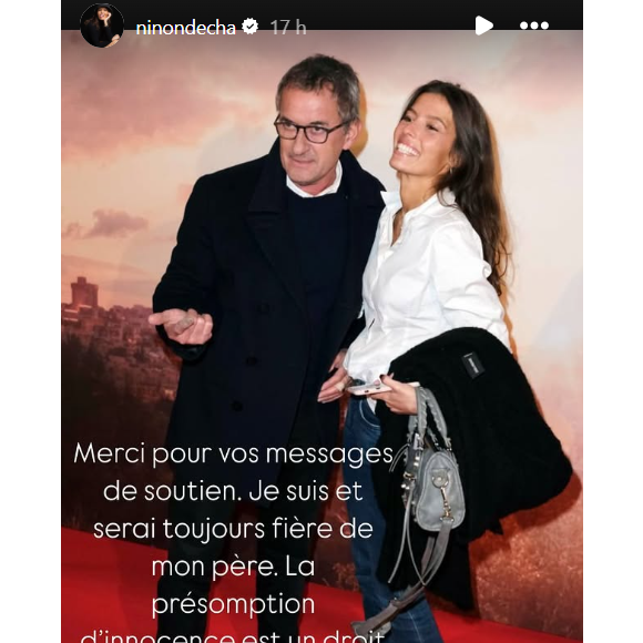 Notamment celui de sa fille Ninon, qui lui témoigne tout son amour en story sur Instagram.

Ninon Dechavanne soutient publiquement son père Christophe Dechavanne.