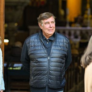 Jean-Pierre Foucault aux obsèques d'Evelyne Leclercq en la cathédrale Sainte-Réparate de Nice, France, le 13 janvier 2026. © Bruno Bebert/Bestimage