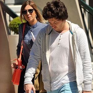 Jour 10 - Alexandra Rosenfeld et son compagnon Jean Imbert assistent au quart de finale entre Jo-Wilfried Tsonga et Roger Federer lors des Internationaux de France de tennis a Roland-Garros le 4 juin 2013. Jacovides / Agence / Bestimage