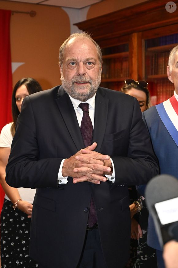 "Une soirée de débat au cours de laquelle il échangera successivement, en face-à-face, avec quatre personnalités politiques différentes"

Eric Dupond-Moretti est à Saint-Just (Hérault) à l'occasion du premier anniversaire de la loi qui a simplifié la procédure pour changer de nom le 15 juin 2023.

© Valentina Claret / Panoramic / Bestimage