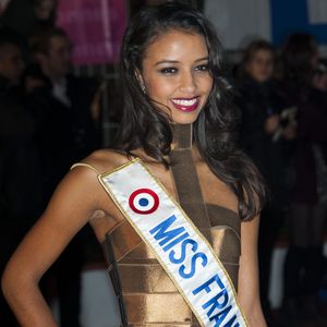 Elle a été élue Miss France il y a 12 ans...

Miss France 2014 Flora Coquerel arrivant à la cérémonie des NRJ Music Awards 2014 qui s'est tenue au Palais des Festivals à Cannes, France, le 14 décembre 2013. Photo Nicolas Genin/ABACAPRESS.COM