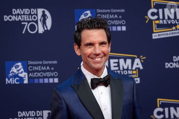 Mika assiste au tapis rouge lors du 70e David Di Donatello aux studios Cinecitta le 7 mai 2025 à Rome, Italie.
