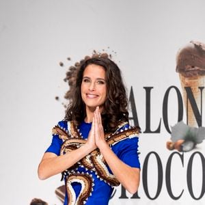 Christophe Bertrand et Nicolas Morin pour La Reine Astrid et le studio Invenio Flory Modèle porté par Clémence Castel lors du défilé d'ouverture du salon du chocolat 2022 à Paris porte de Versailles le 27 octobre 2022. © Pierre Perusseau / Veeren / Bestimage